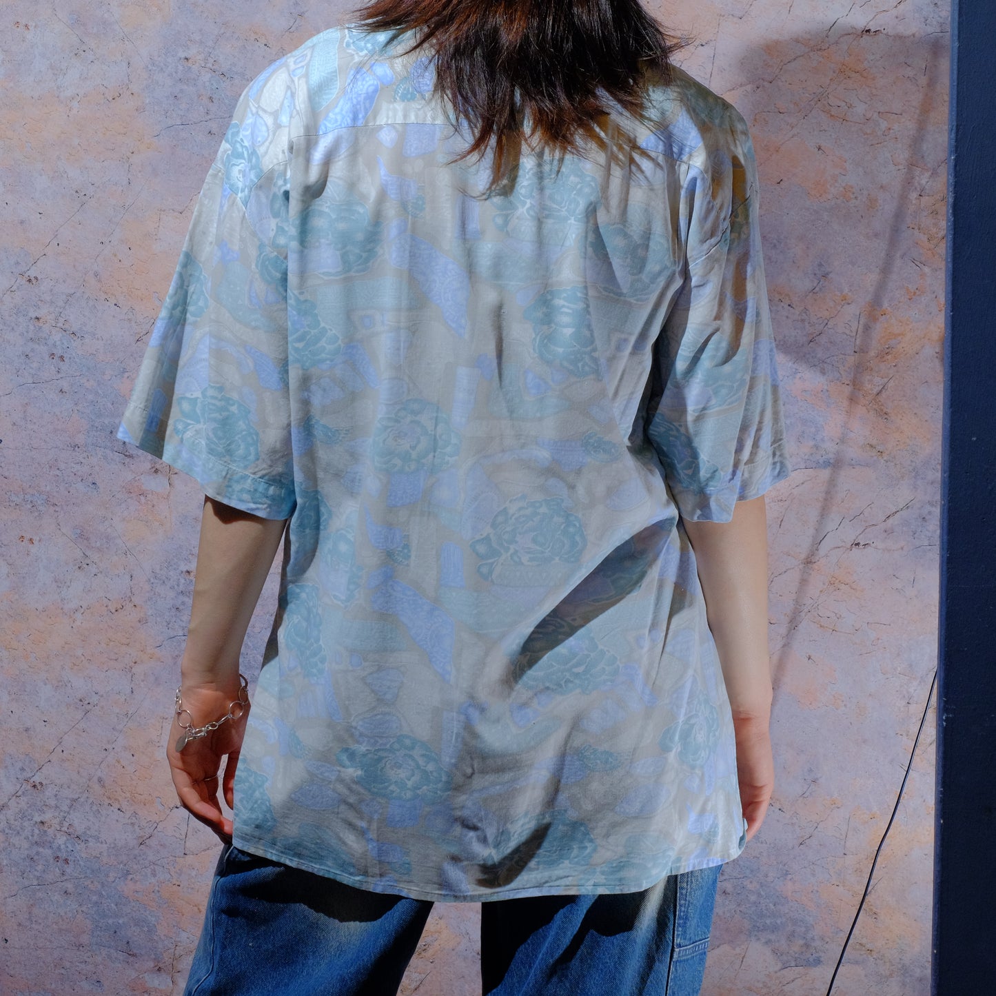 lost in sea patterned shirt