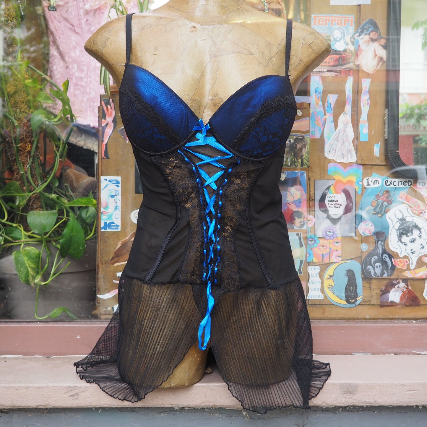 feeling precious black lingerie