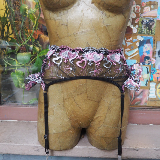 pass the note on valentine’s day