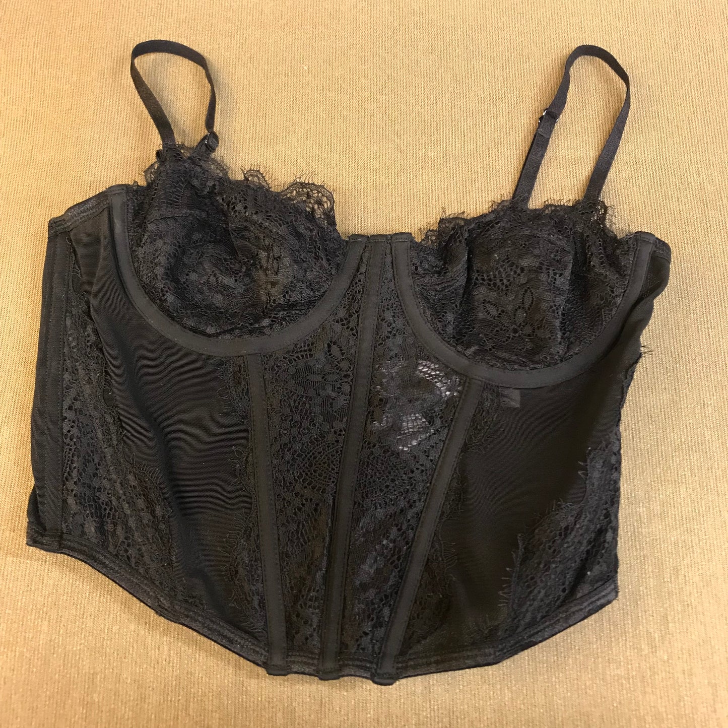 potato chips and a soft drink