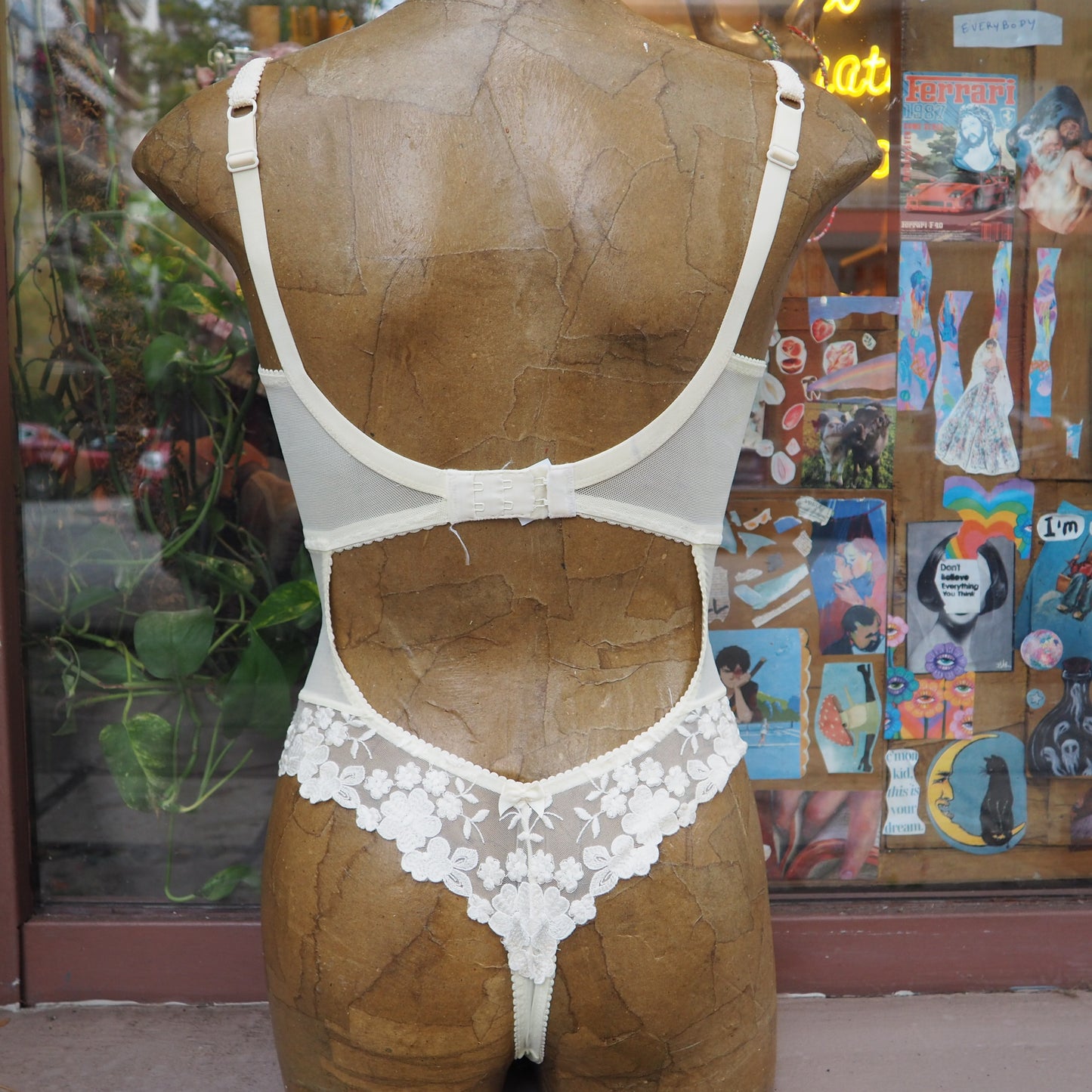 senior assistant manager