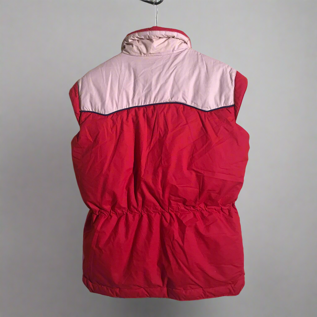 don’t want to sit on a desk all day red vest