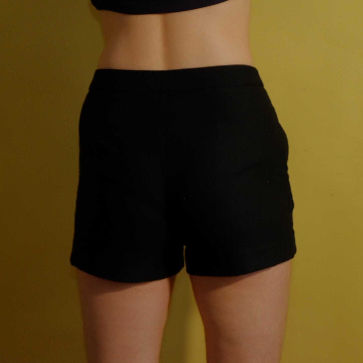 kookaï black shorts