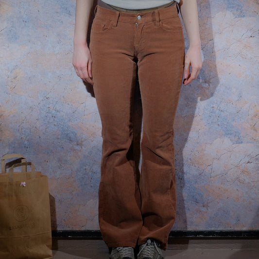 watching nickelodeon as kid brown corduroy pants